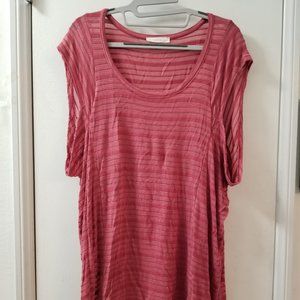 Lush scoop neck top in soft stripe